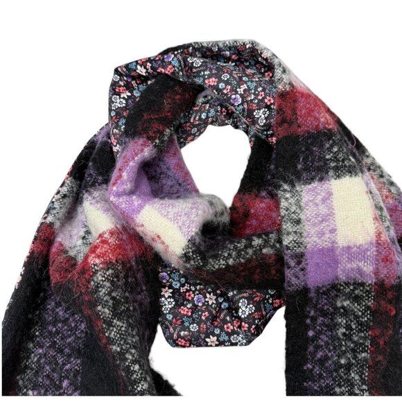 ECHO Wool Blend Scarf Black Plaid Reverse Floral Fringed NWT - Picture 7 of 10
